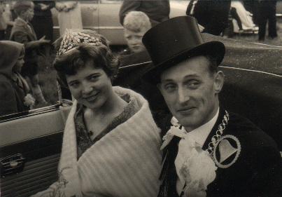 1961_Kloster.jpg - Königspaar 1961: Rudolf Kloster und Elisabeth Sandscheper
 