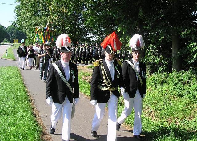 06_mv01.JPG - Marsch zur Vogelstange.